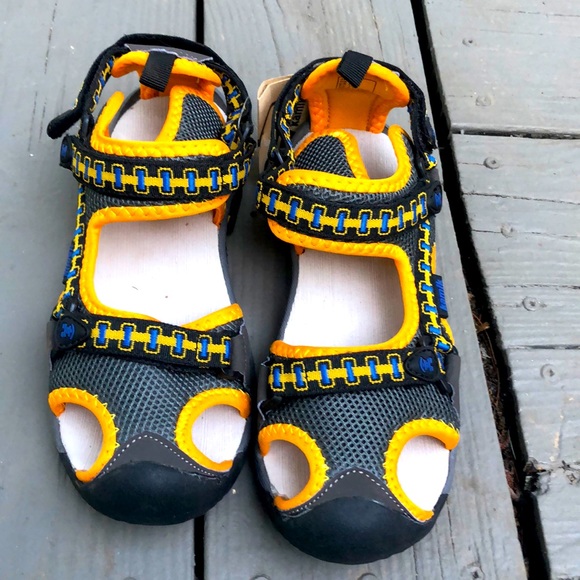 Kamik NWT Jetty sandals - Picture 1 of 4
